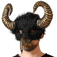 Mythologische Tiermaske mit Hörnern